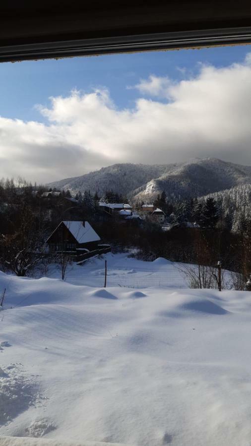Strada Tiszas Vacation House 바일레 투슈나드 외부 사진